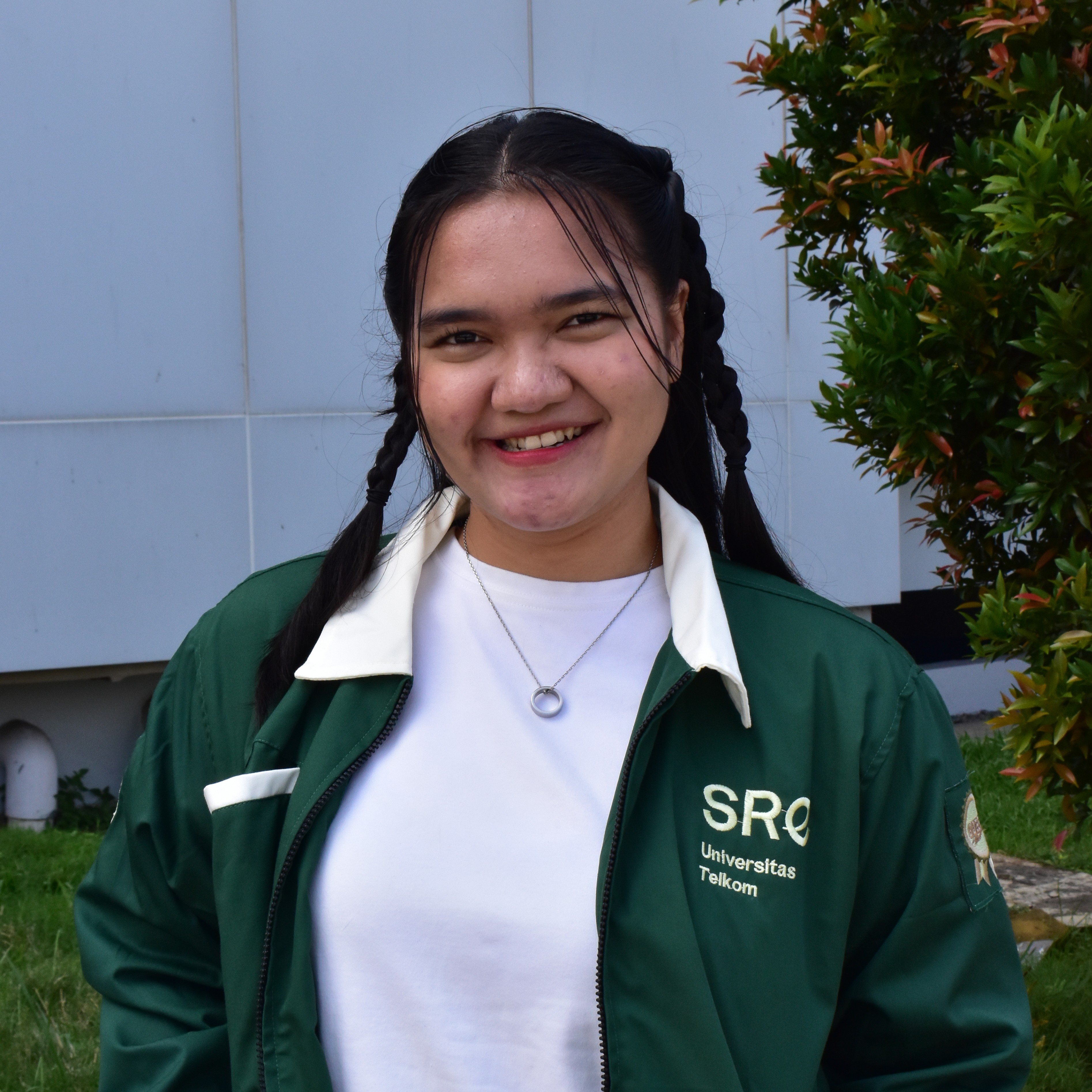 Pebri Yanti Siringo Ringo