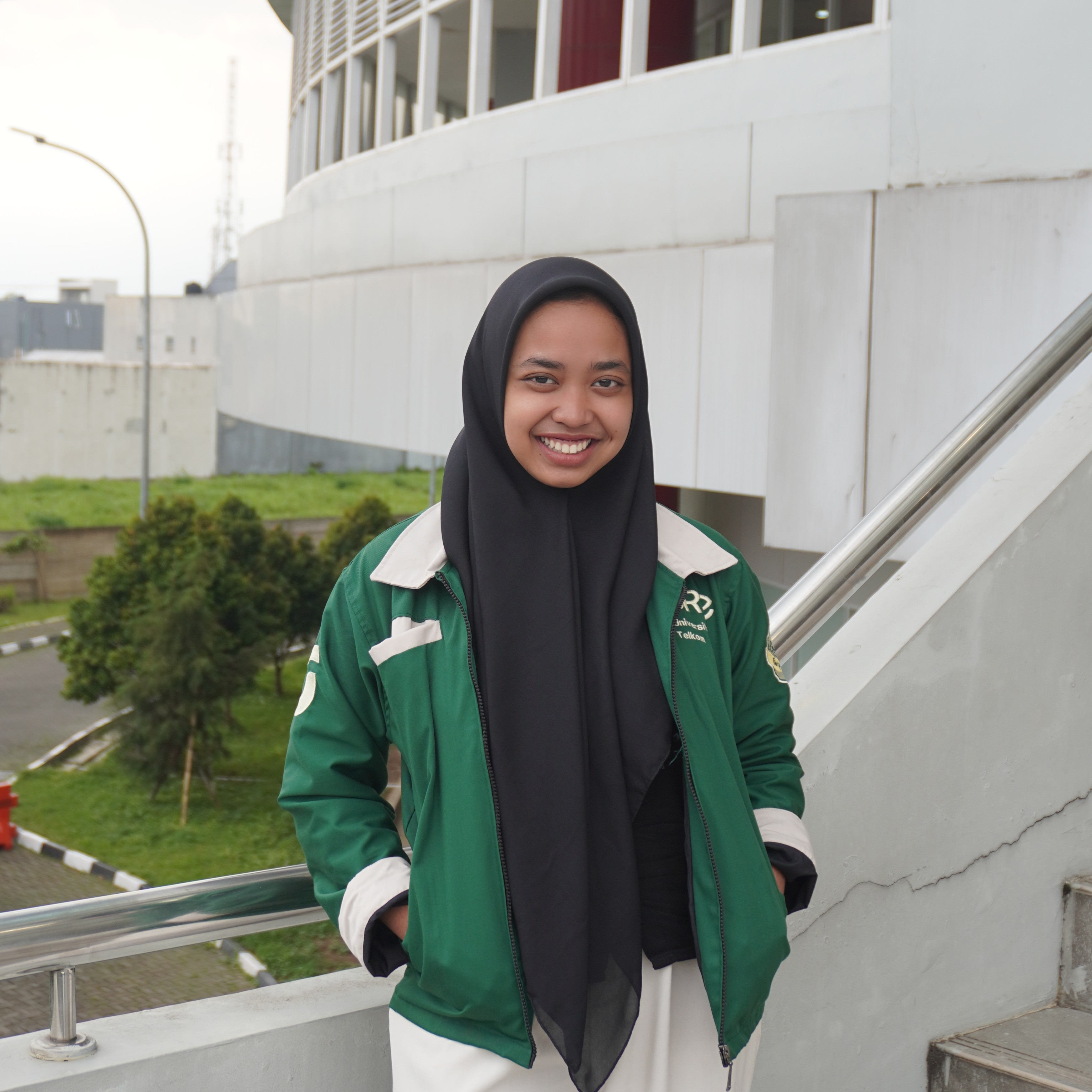 Naifah Bratandari