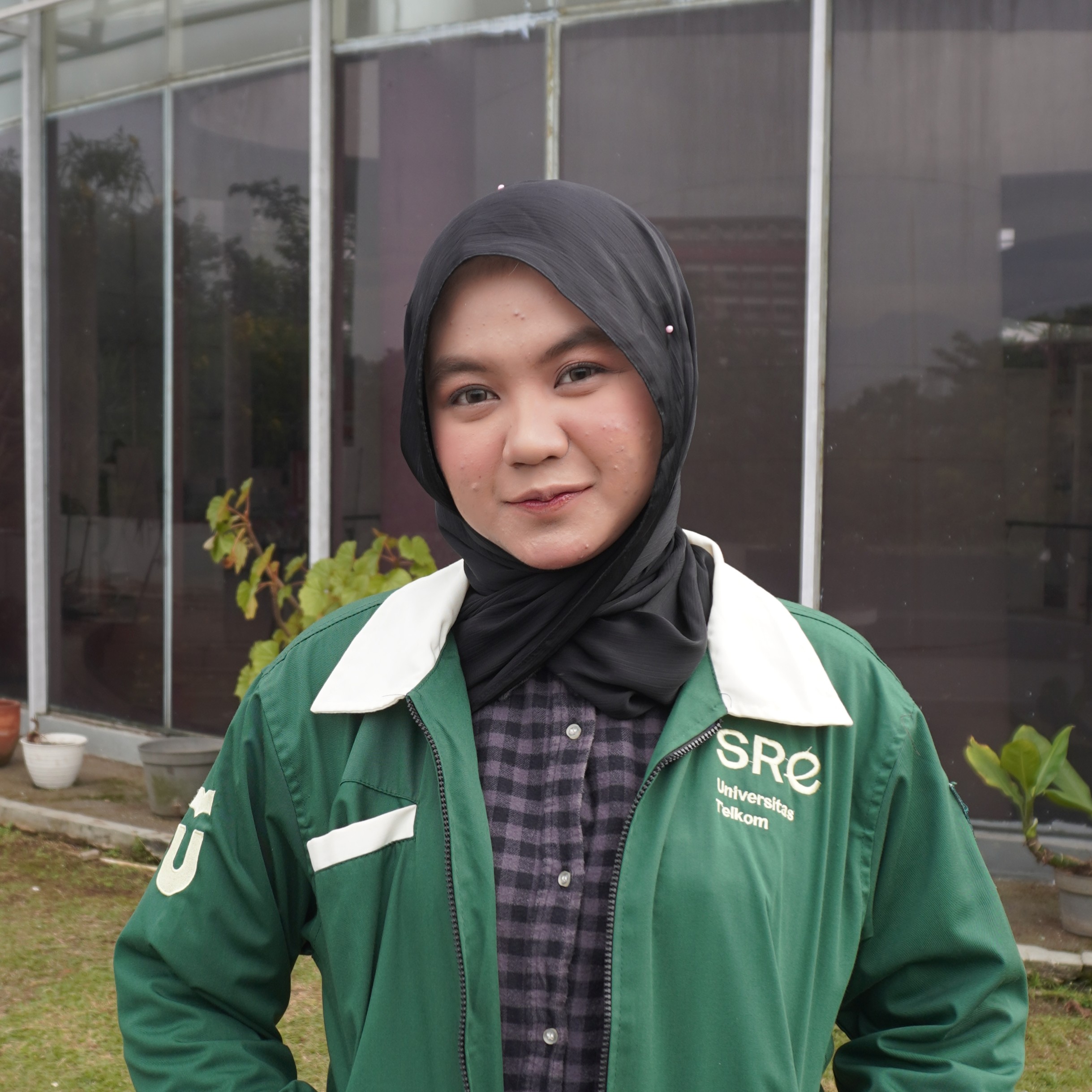Sri Dewi Septiani Nur